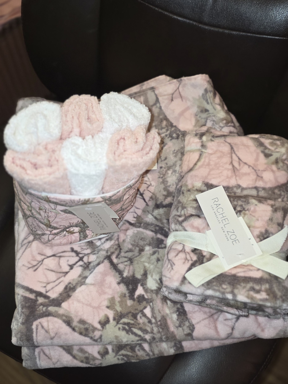 Rachel Zoe Pink Camouflage Bath Towel Set